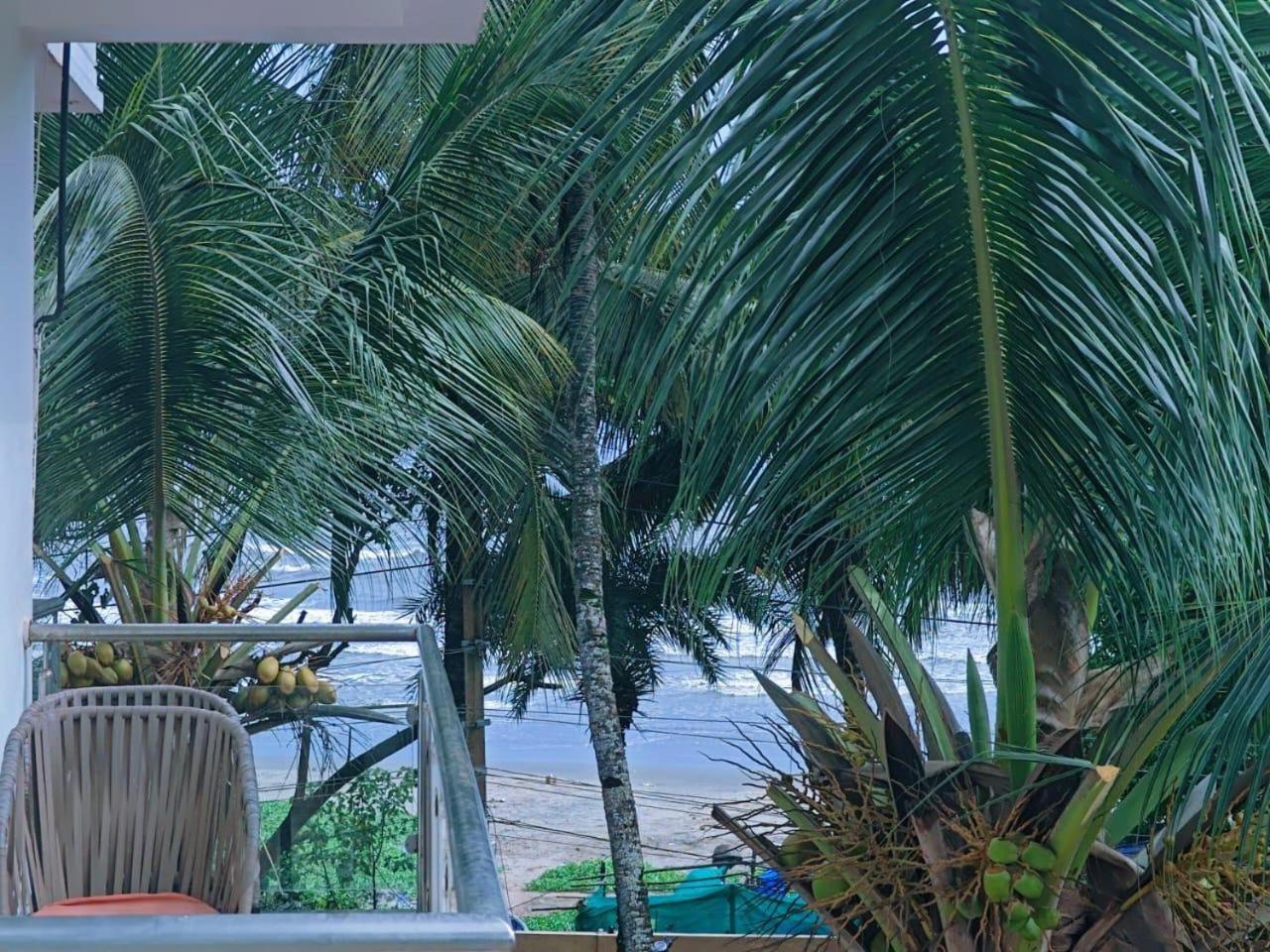 La Ritz Sea View Hotel Old Goa Bagian luar foto